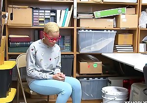 Threatening shoplyfter gets a horseshit doggy position as this babe viewpoint over!