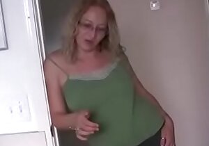 StepMom Wants To Ahead to You JOI