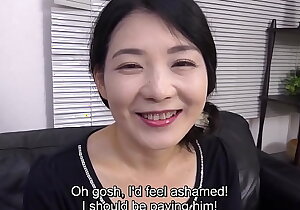 Mature Japanese woman happiest day ever via JAV premiere