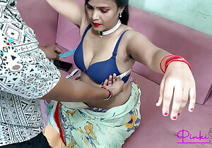 (Moosa Tailor) seduces and fucked steadfast Pinki Bhabhi during taking measurment of her chest